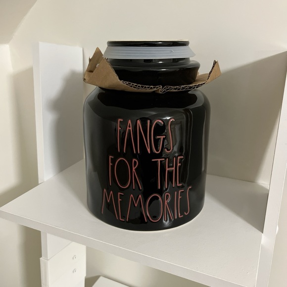 Rae Dunn Fangs For The Memories Halloween Black Ceramic Canister Candy Jar - Picture 3 of 7